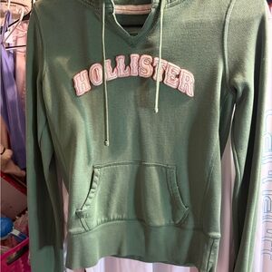 Hollister Green Women's Pullover Hoodie vintage Y2K